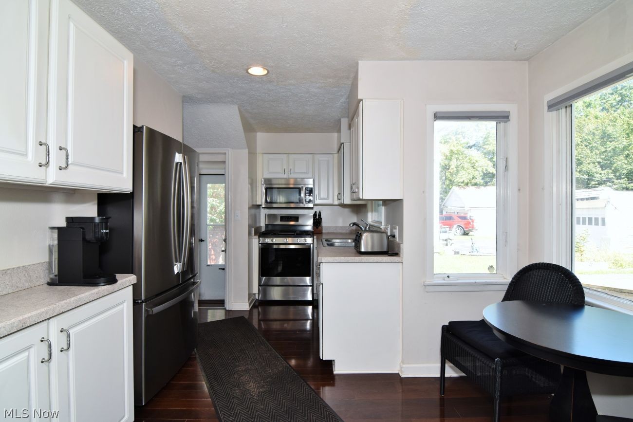 1033 Woodview Road Cleveland Heights OH 44121
