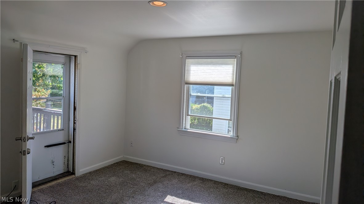 1033 Woodview Road Cleveland Heights OH 44121