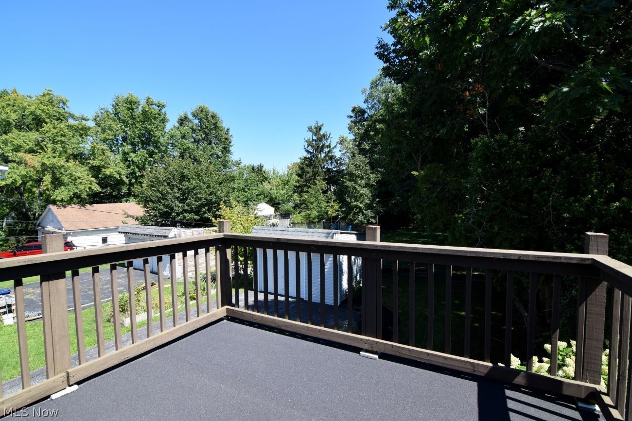 1033 Woodview Road Cleveland Heights OH 44121