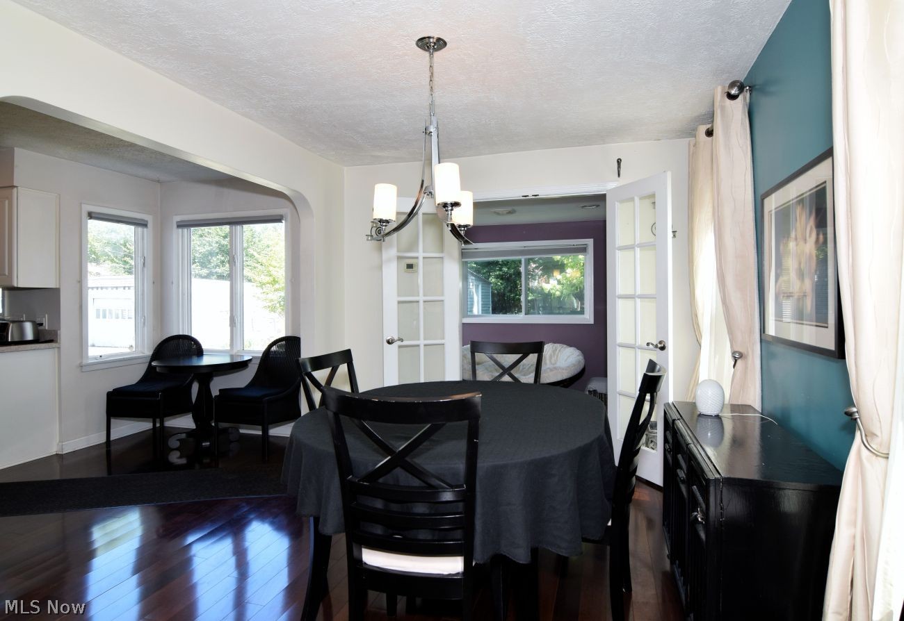 1033 Woodview Road Cleveland Heights OH 44121