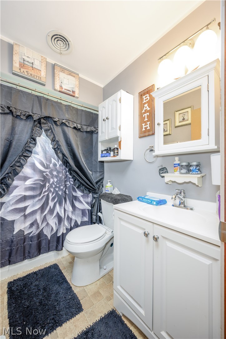 2161 Savoy Avenue Akron OH 44305