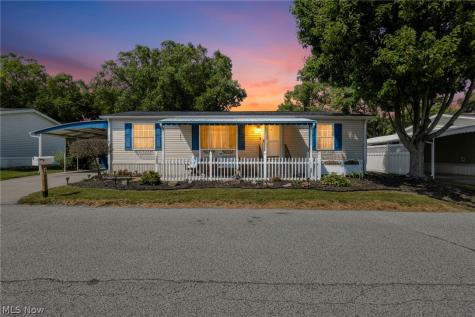 14 Cherry Lane Olmsted Twp OH 44138