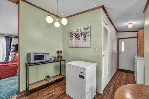 14 Cherry Lane Olmsted Twp OH 44138