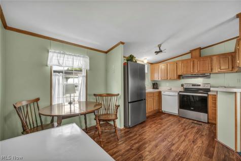14 Cherry Lane Olmsted Twp OH 44138