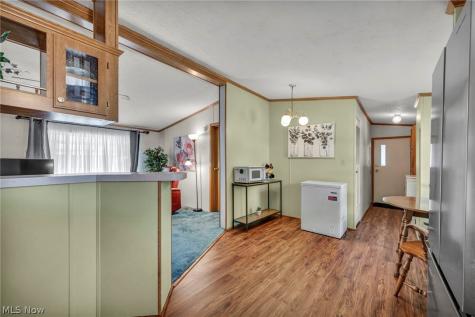 14 Cherry Lane Olmsted Twp OH 44138