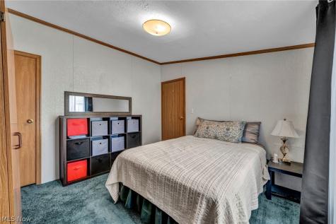 14 Cherry Lane Olmsted Twp OH 44138