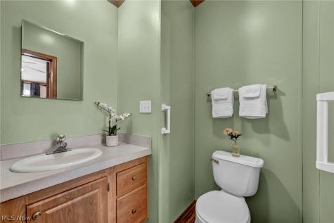 14 Cherry Lane Olmsted Twp OH 44138