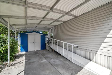 14 Cherry Lane Olmsted Twp OH 44138
