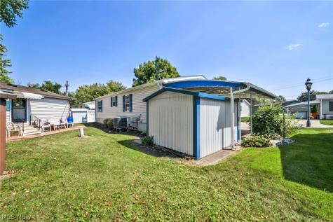 14 Cherry Lane Olmsted Twp OH 44138