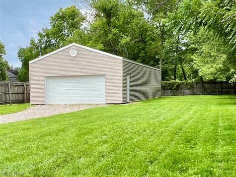 46 S River Street Wakeman OH 44889