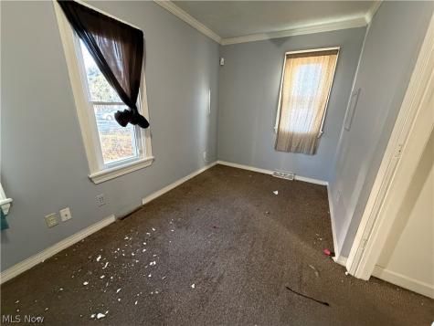 1924 E 33rd Street Lorain OH 44055