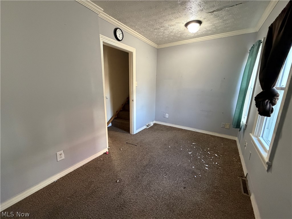 1924 E 33rd Street Lorain OH 44055