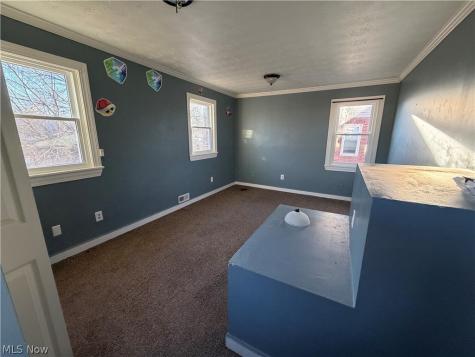 1924 E 33rd Street Lorain OH 44055
