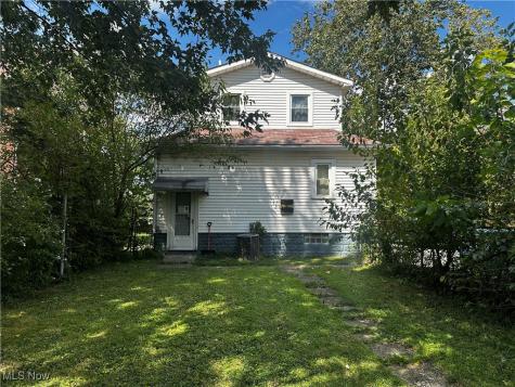 1924 E 33rd Street Lorain OH 44055
