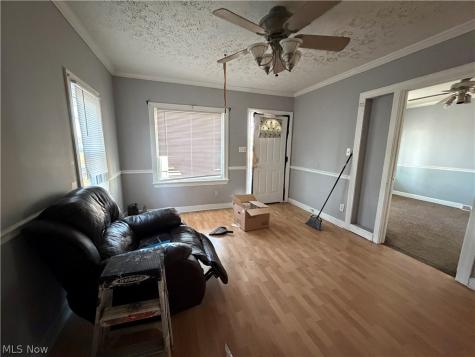 1924 E 33rd Street Lorain OH 44055