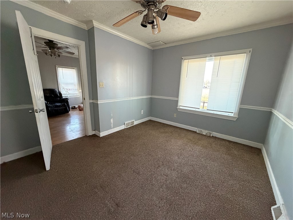1924 E 33rd Street Lorain OH 44055