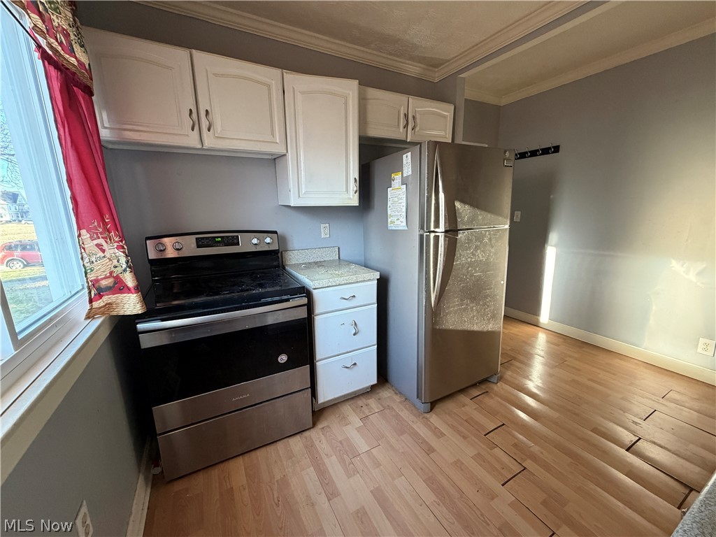 1924 E 33rd Street Lorain OH 44055