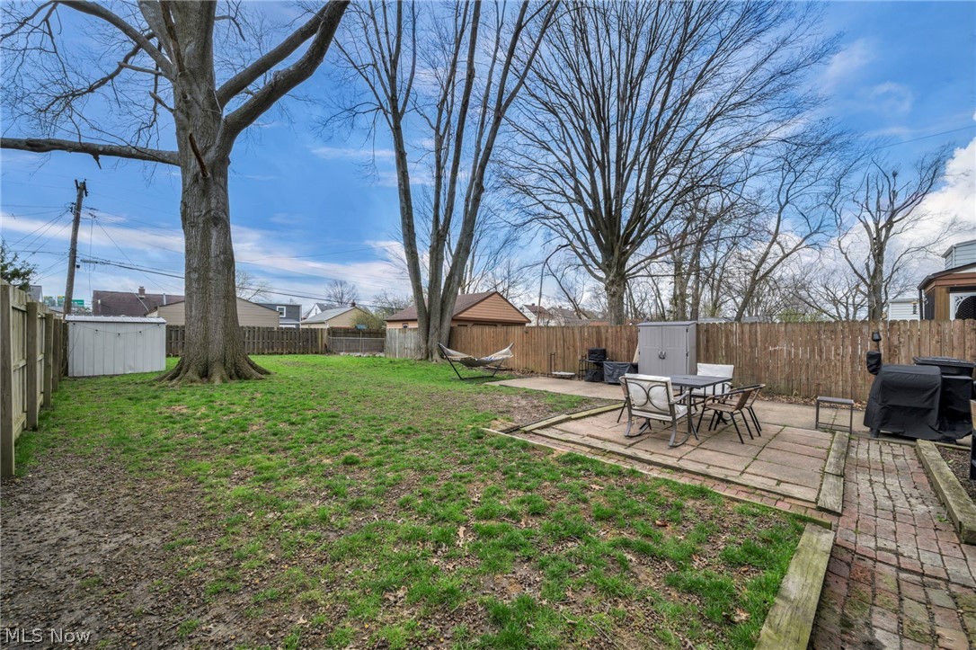 16209 Elsienna Avenue Cleveland OH 44135