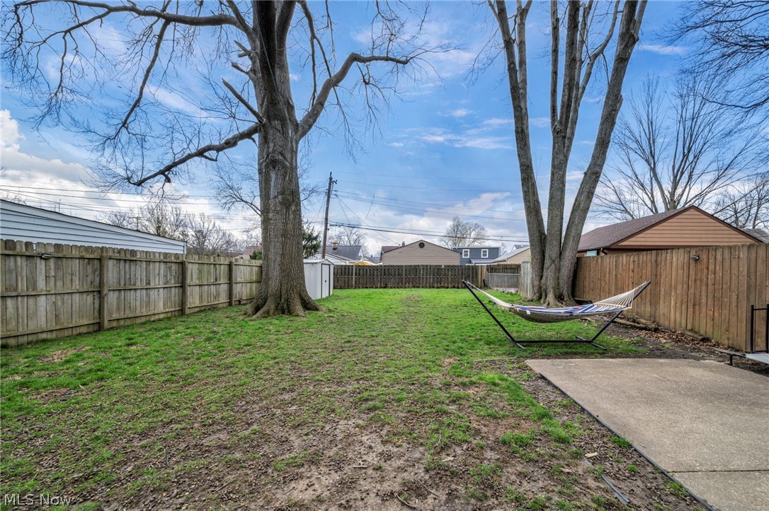 16209 Elsienna Avenue Cleveland OH 44135