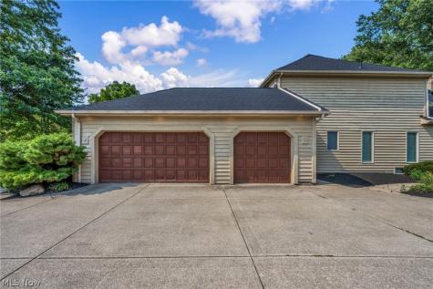 3373 Arbor Way Westlake OH 44145