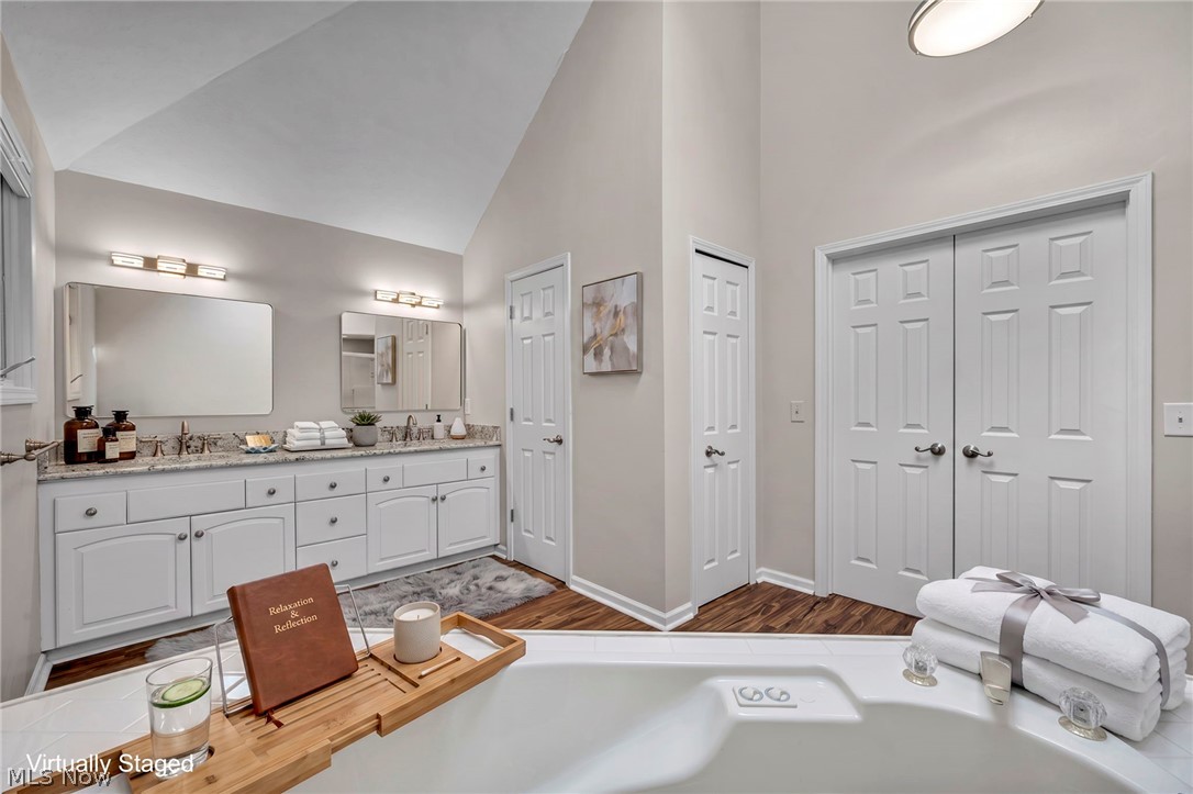 3373 Arbor Way Westlake OH 44145