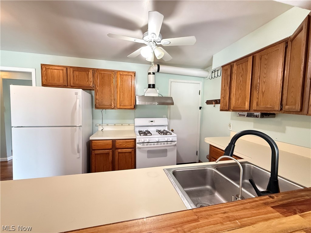 442 N Hambden Street Chardon OH 44024