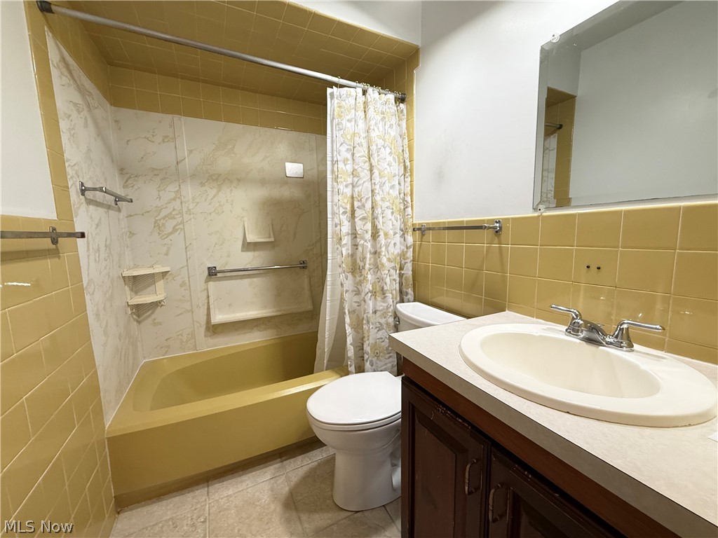 442 N Hambden Street Chardon OH 44024