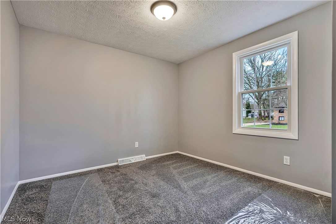 6518 Lorraine Avenue NW Massillon OH 44646