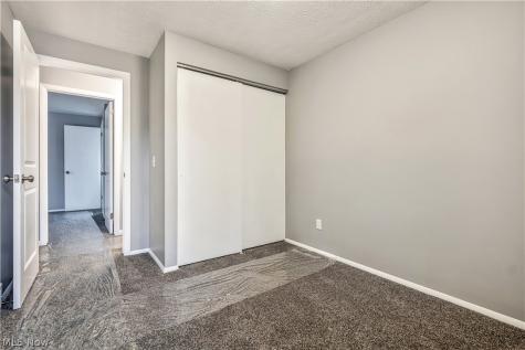 6518 Lorraine Avenue NW Massillon OH 44646