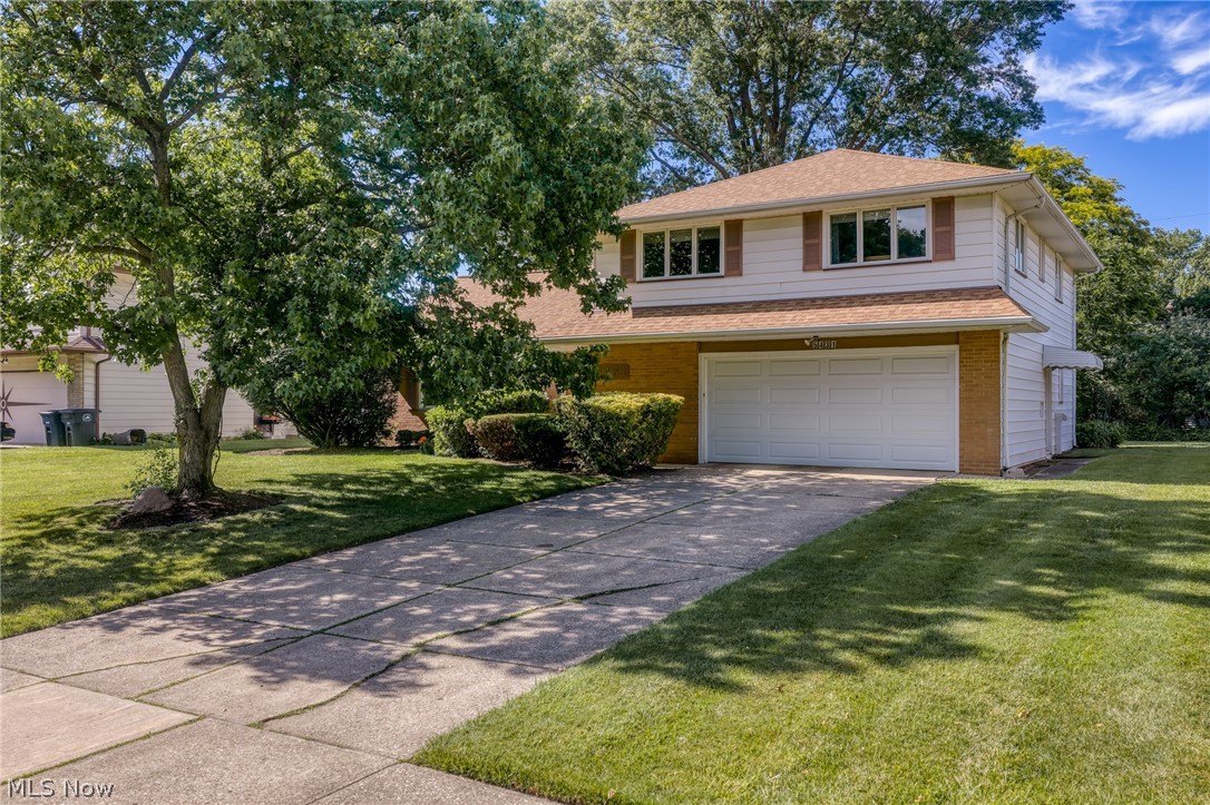 5431 Golfway Lane Lyndhurst OH 44124
