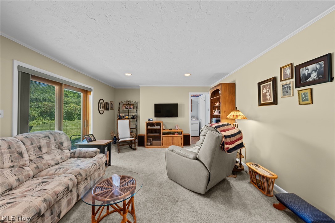5431 Golfway Lane Lyndhurst OH 44124