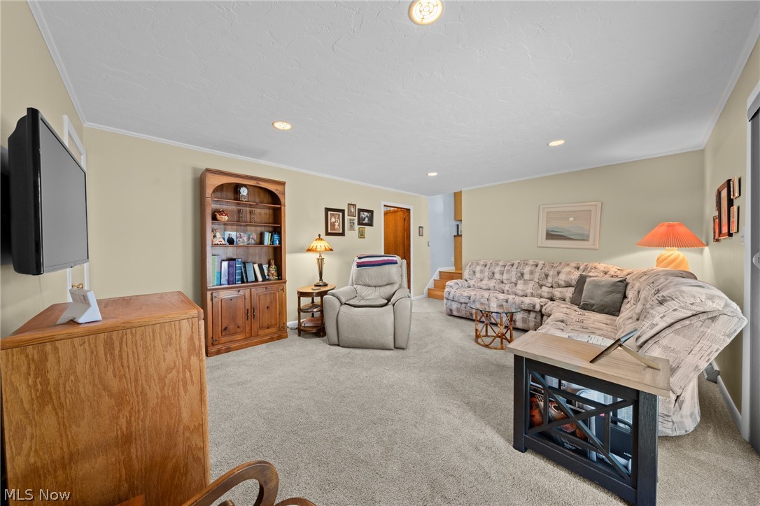 5431 Golfway Lane Lyndhurst OH 44124