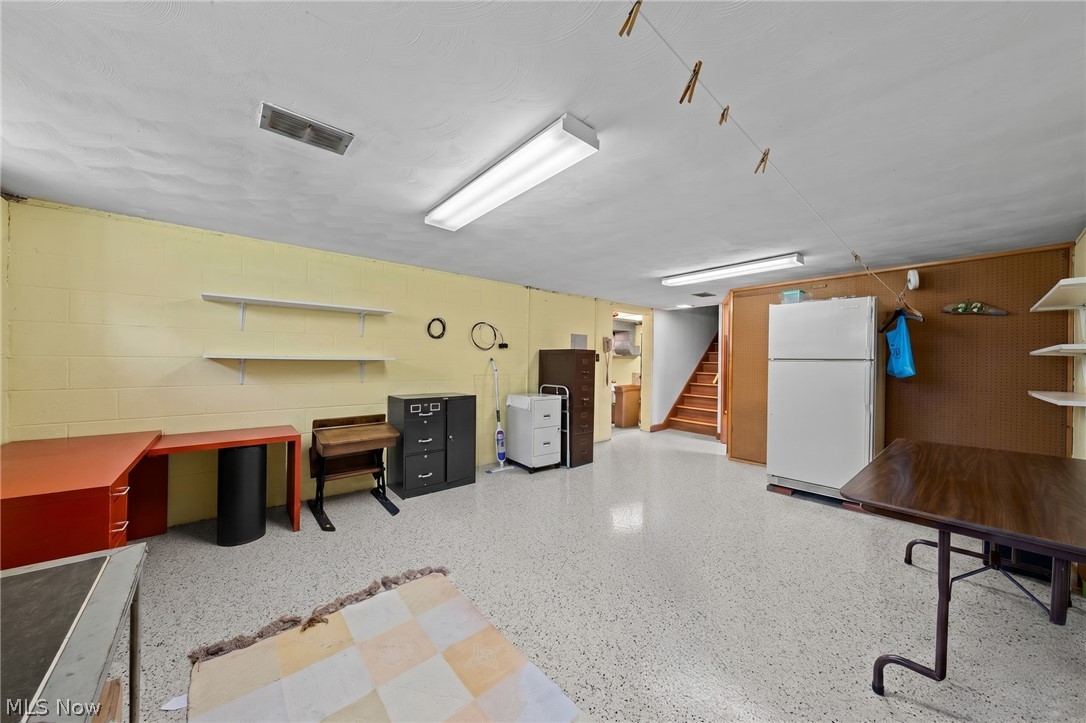 5431 Golfway Lane Lyndhurst OH 44124