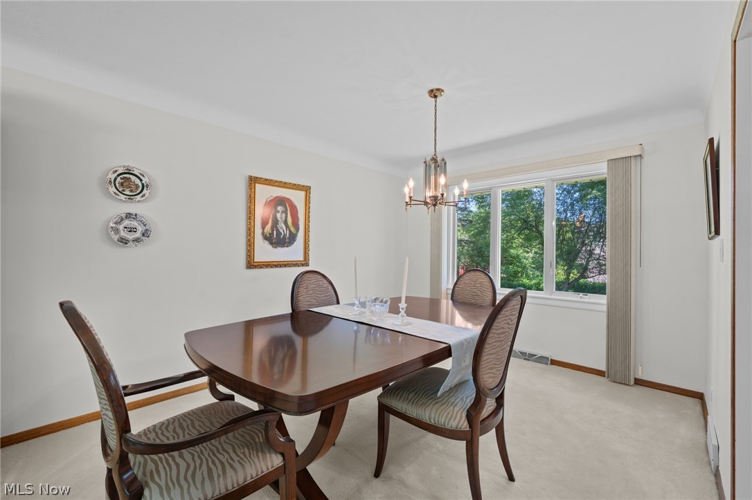 5431 Golfway Lane Lyndhurst OH 44124
