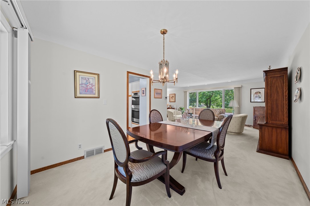 5431 Golfway Lane Lyndhurst OH 44124