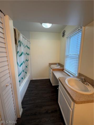 1703 E 300th Street Wickliffe OH 44092
