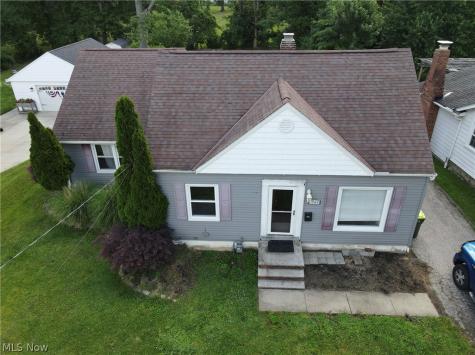 1703 E 300th Street Wickliffe OH 44092