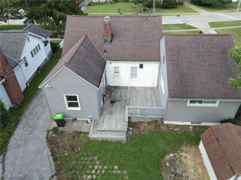 1703 E 300th Street Wickliffe OH 44092