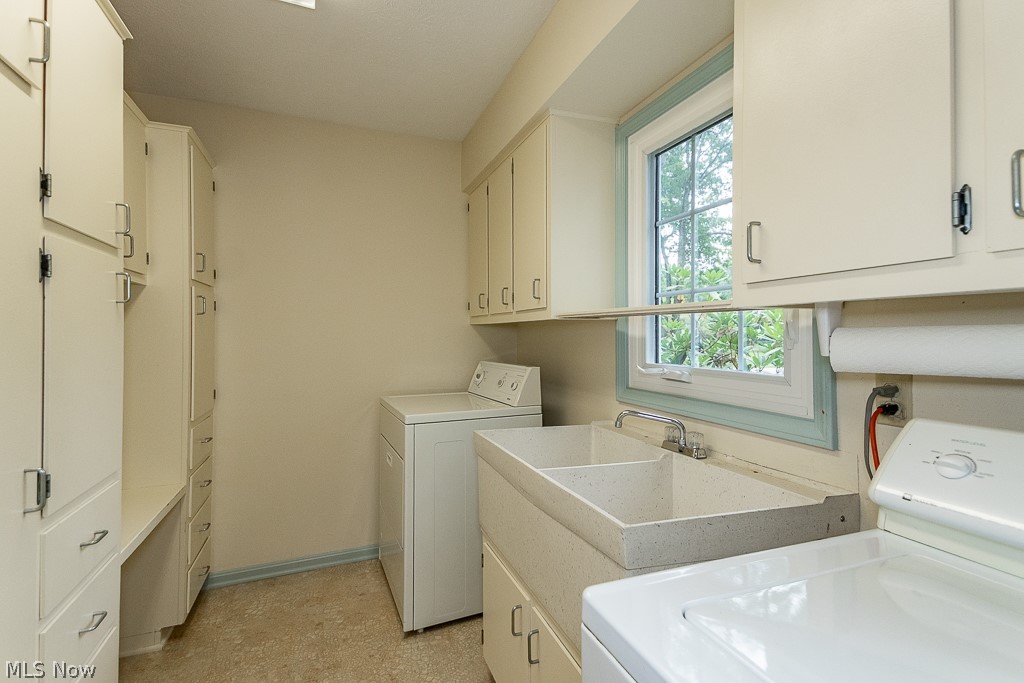 6555 Creekside Trail Solon OH 44139