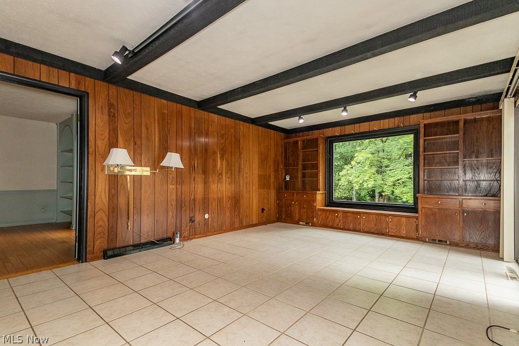 6555 Creekside Trail Solon OH 44139