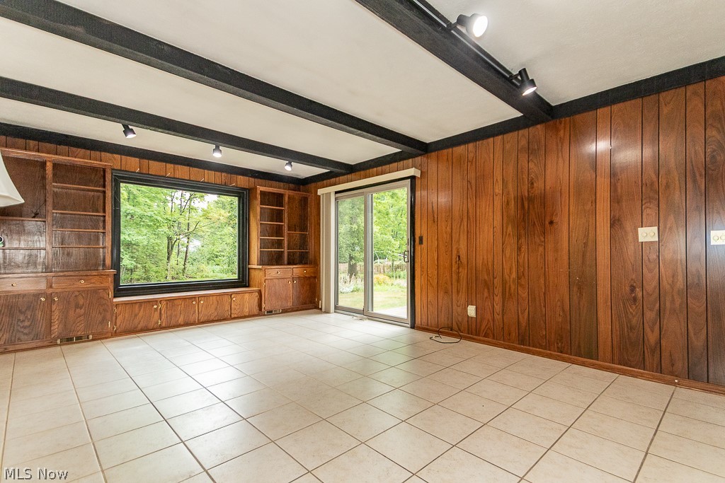 6555 Creekside Trail Solon OH 44139