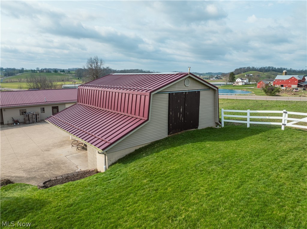 4607 County Road 145 Sugarcreek OH 44681