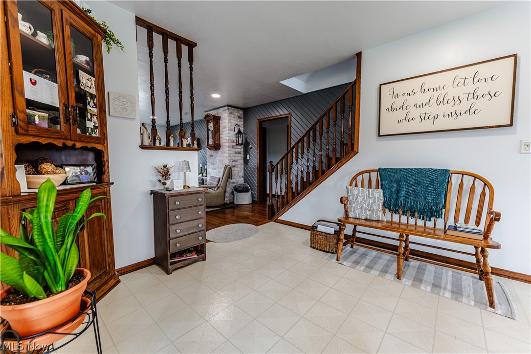 4607 County Road 145 Sugarcreek OH 44681