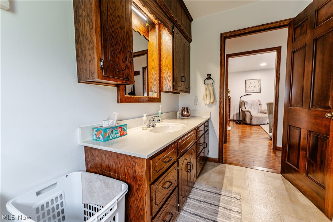 4607 County Road 145 Sugarcreek OH 44681