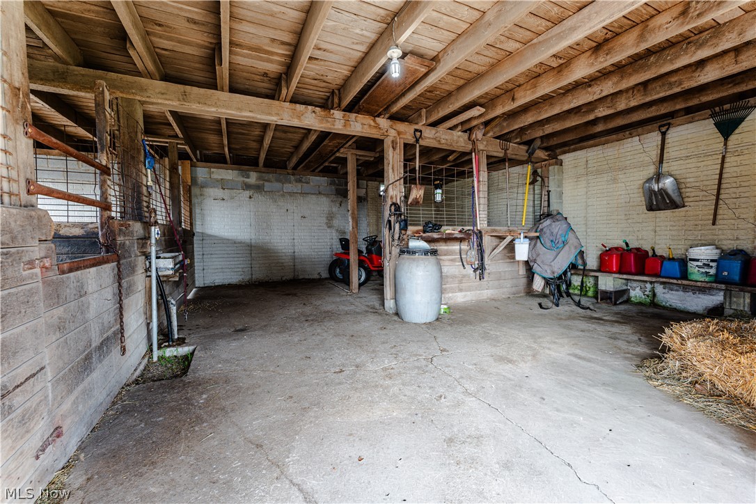 4607 County Road 145 Sugarcreek OH 44681
