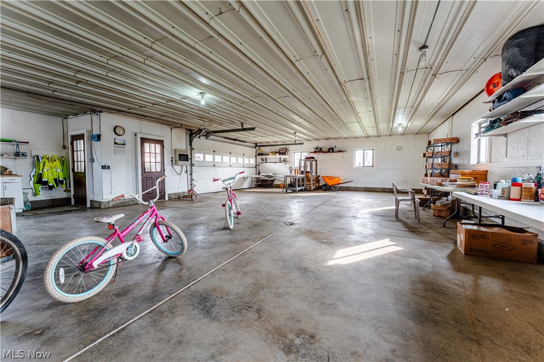 4607 County Road 145 Sugarcreek OH 44681