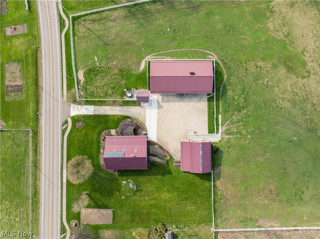4607 County Road 145 Sugarcreek OH 44681