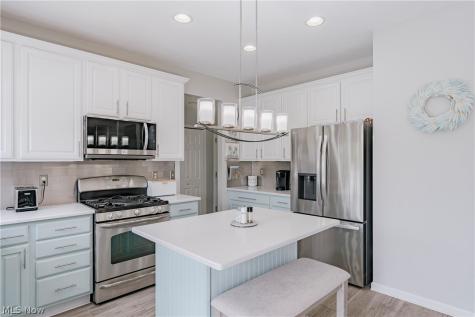 38772 Congressional Lane Willoughby OH 44094