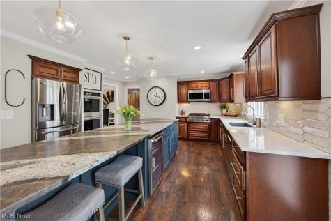 2211 Jesse Drive Hudson OH 44236