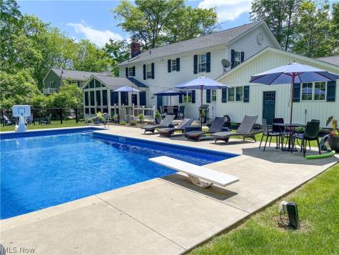 2211 Jesse Drive Hudson OH 44236